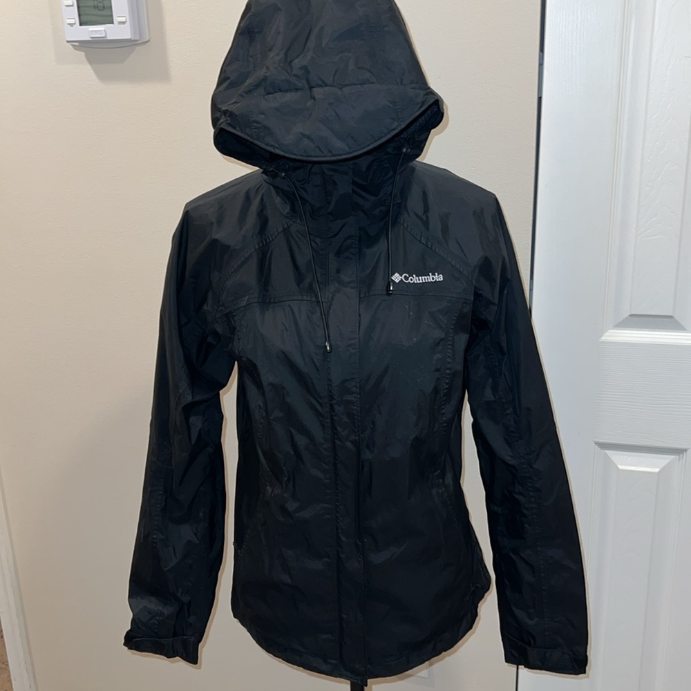 Columbia Arcadia Black Hooded Rain Jacket